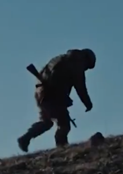 战争电影《救赎之地》解说文案-AI电影文案解说网