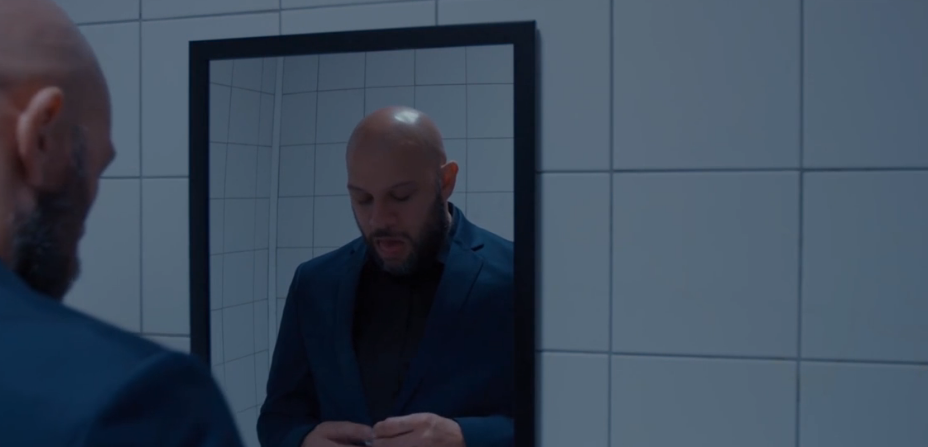 恐怖电影《恐怖洗手间》解说文案-AI电影文案解说网