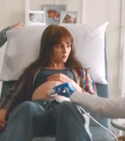 悬疑《期待》电影解说文案-AI电影文案解说网