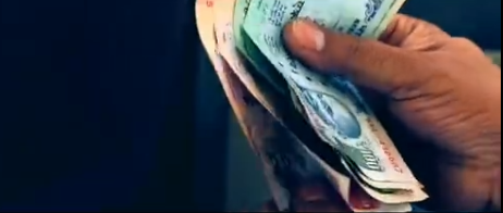 剧情电影《钞票之神》解说文案-AI电影文案解说网